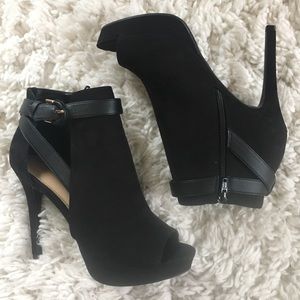 Apt. 9 Black Heels